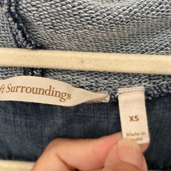 Soft Surroundings raw edge denim pullover sz XS - Picture 3 of 6